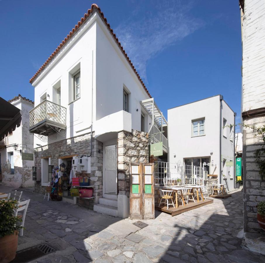 L Anima Boutique Skiathos